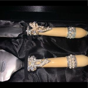 Things Remembered cake server